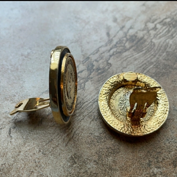 RARE Vintage PAOLO GUCCI Clip On Medallion Earrings - Picture 6 of 9